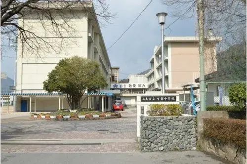 4LDK+S 広島市 広島県物件 (12)