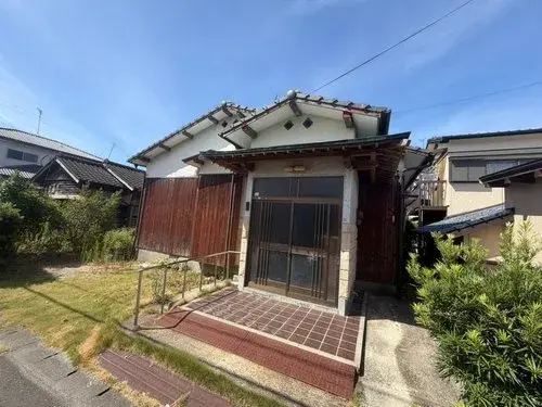 Akiya in Saga