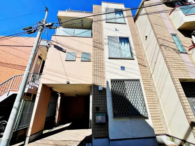 Akiya in طوكيو