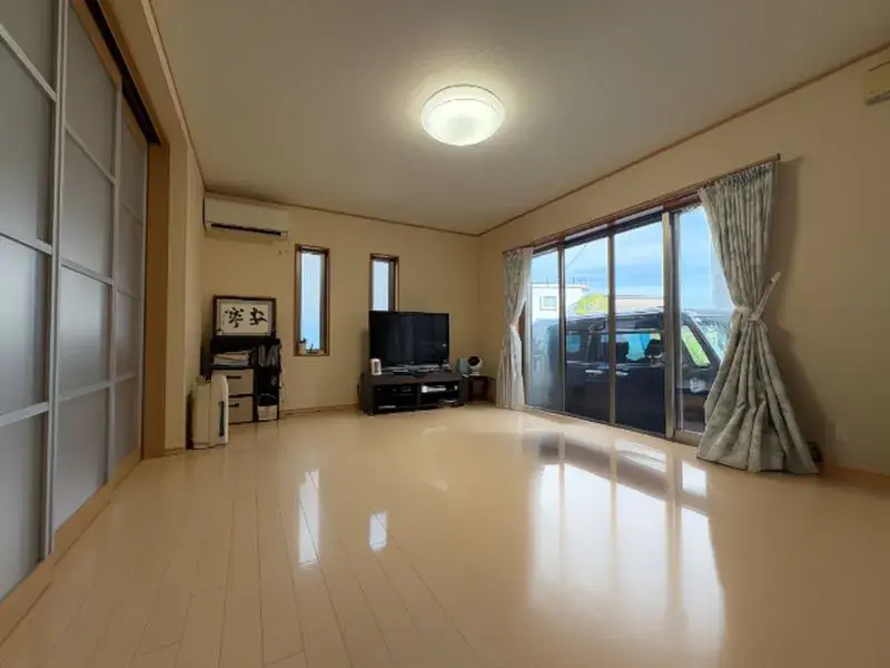 7LDK
西尾市
爱知县 (6)
