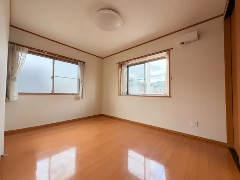 7LDK
西尾市
爱知县 (9)