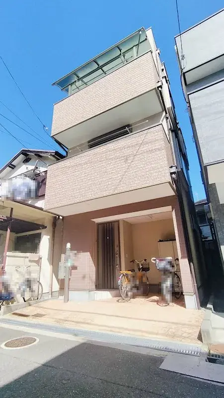 Akiya in Osaka