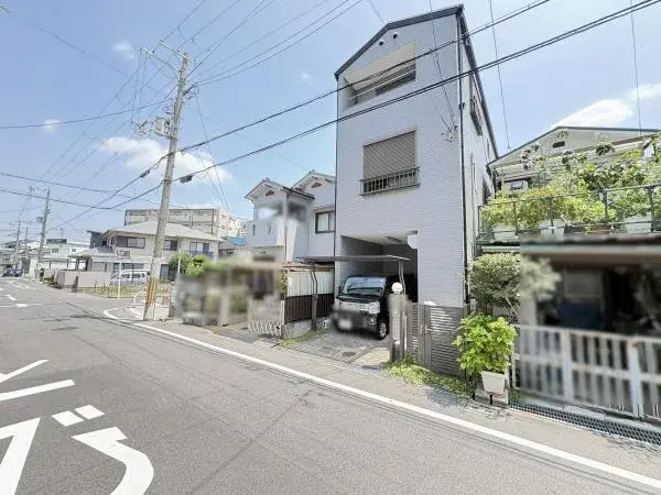 Akiya in Osaka