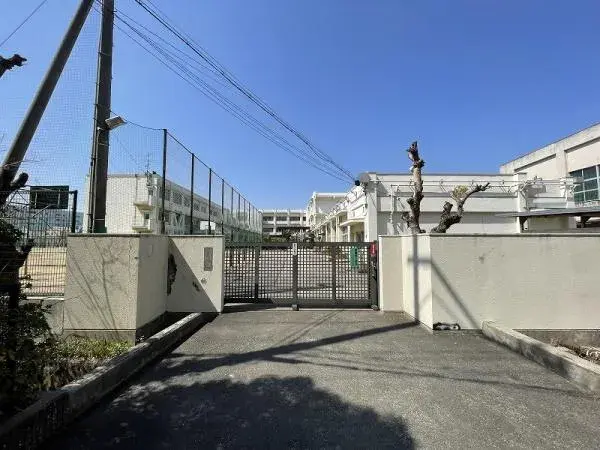 3LDK Yao City Osaka Prefecture (4)