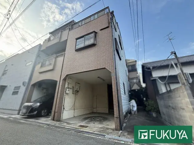 Akiya in Osaka