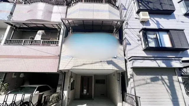 Akiya in Osaka