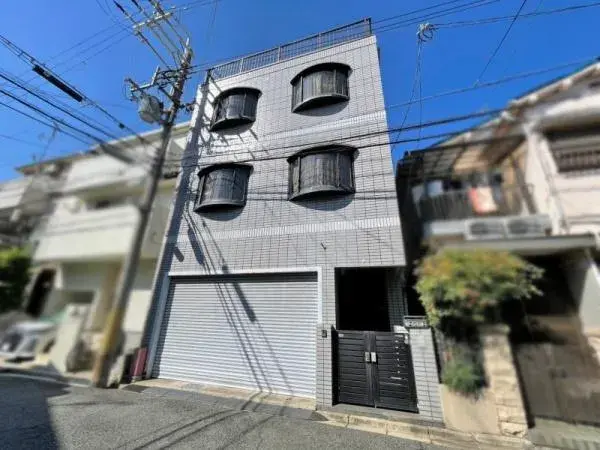 Akiya in Osaka
