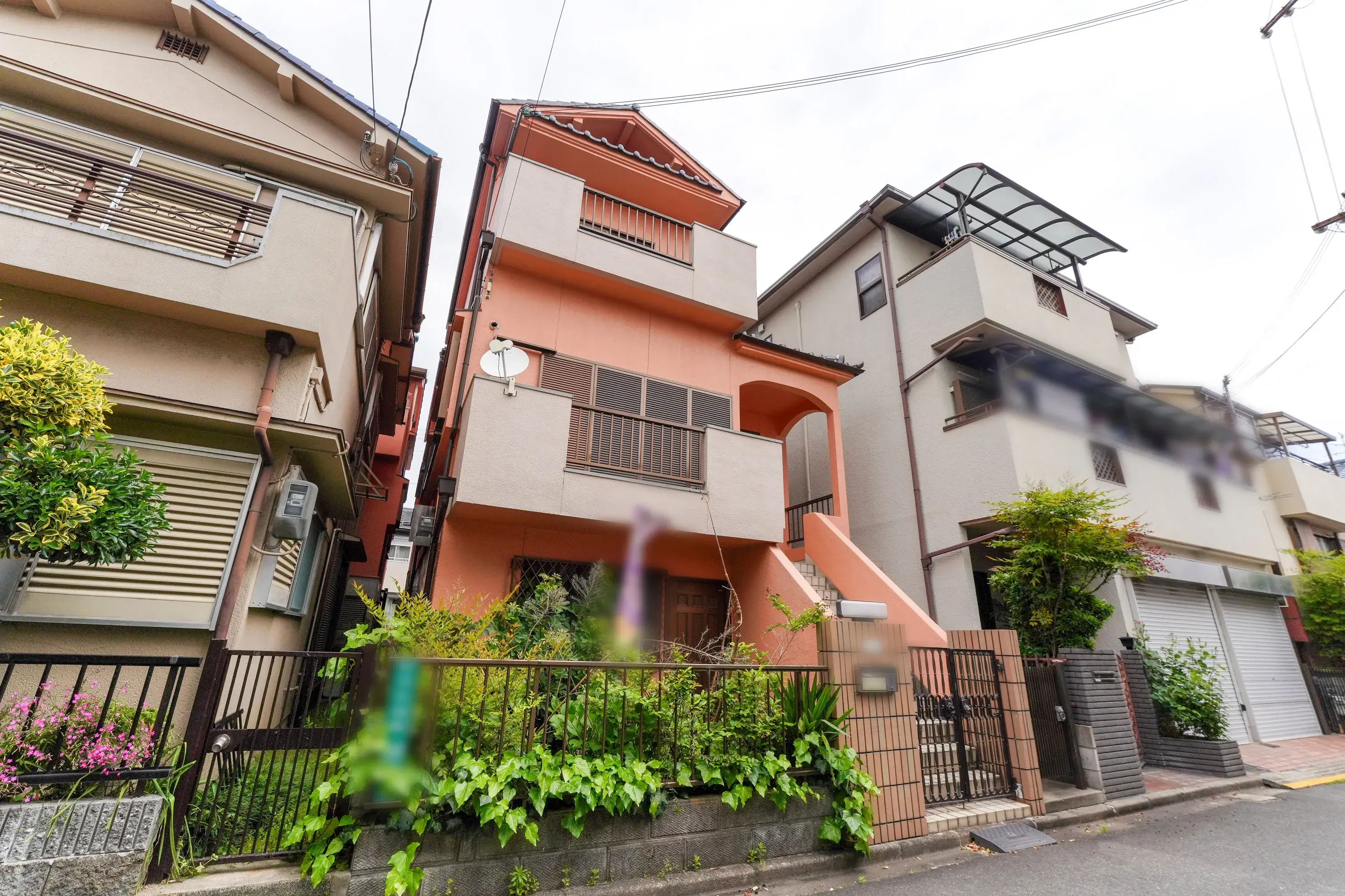 Akiya in Osaka