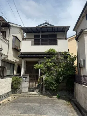 Akiya in Osaka