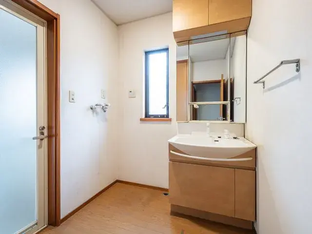 Osaka Prefecture Suita City 4LDK Property (11)