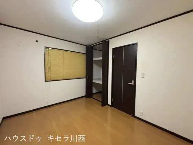 4LDK
川西市
兵库县 (8)