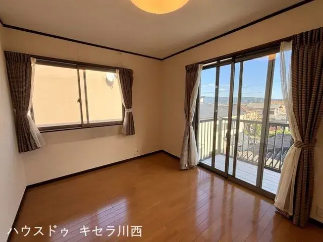 4LDK
川西市
兵库县 (10)