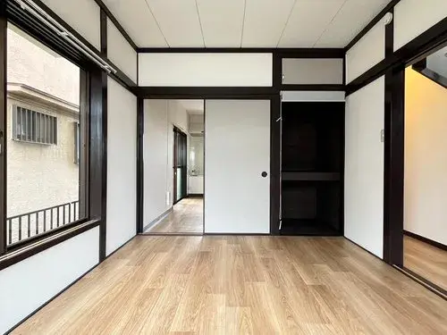 4DK
مدينة توكوروزاوا سايتاما (7)