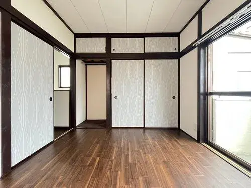 4DK
مدينة توكوروزاوا سايتاما (9)