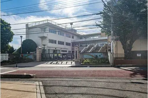Propiedad 4LDK
Distrito de Urawa, Ciudad de Saitama
Prefectura de Saitama (19)