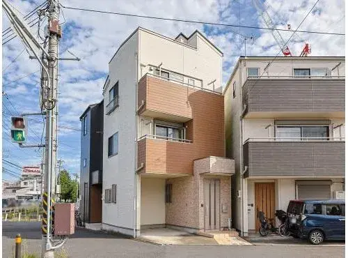 Akiya in Kanagawa