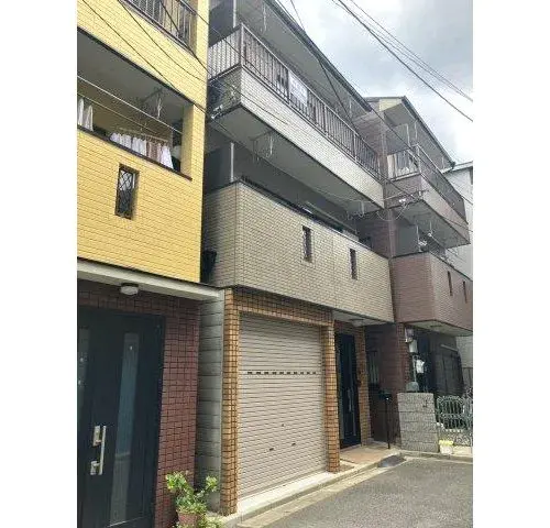 Akiya in Osaka