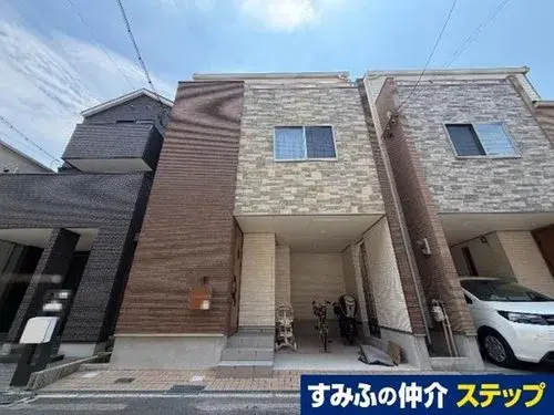 Akiya in Osaka