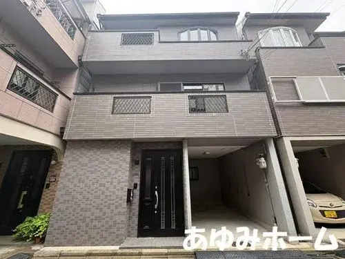 Akiya in Osaka