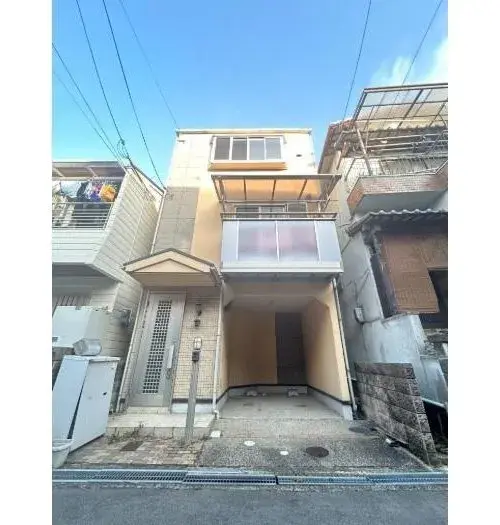Akiya in Osaka