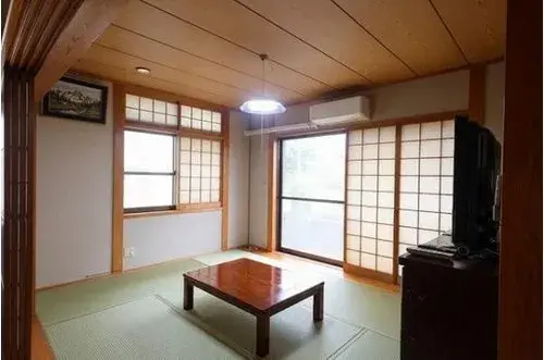 5DK Property Nobeoka City Miyazaki Prefecture (6)