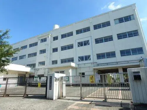 Propriété 4LDK
Arrondissement d'Aoba, Ville de Yokohama
Préfecture de Kanagawa (17)