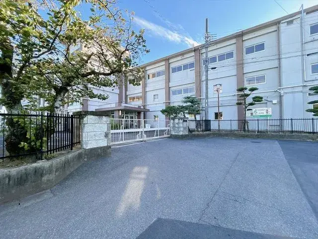 4LDK
一宫市
爱知县 (27)