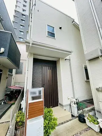 Akiya in Osaka