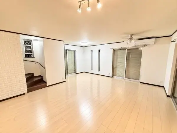 Akiya in Osaka