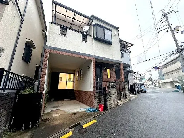 Akiya in Osaka