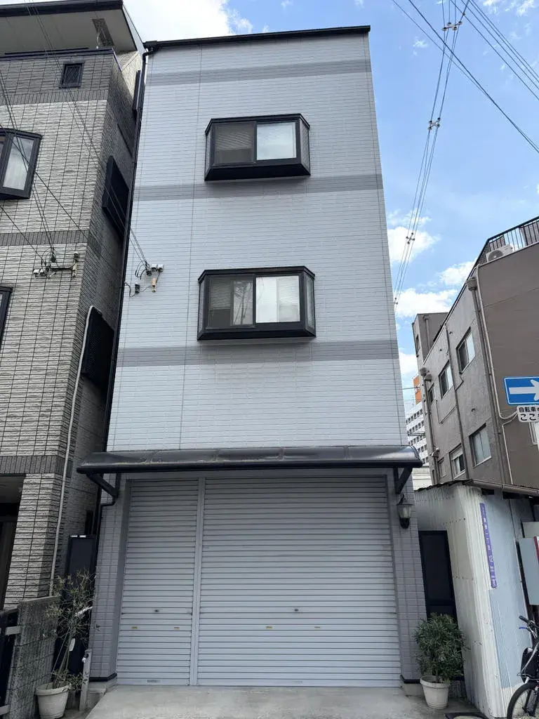 Akiya in Osaka