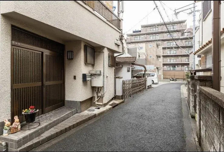 Akiya in Osaka