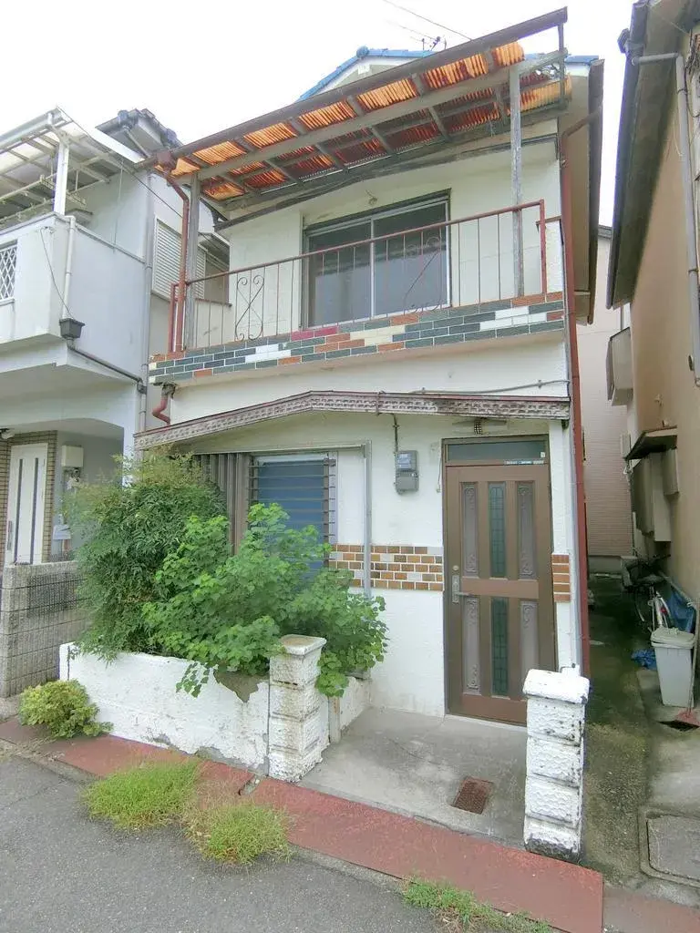 Akiya in Osaka