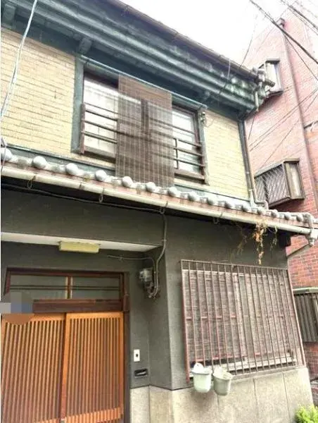 Akiya in Osaka