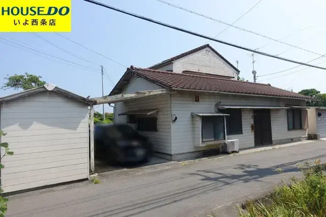 Akiya in Ehime