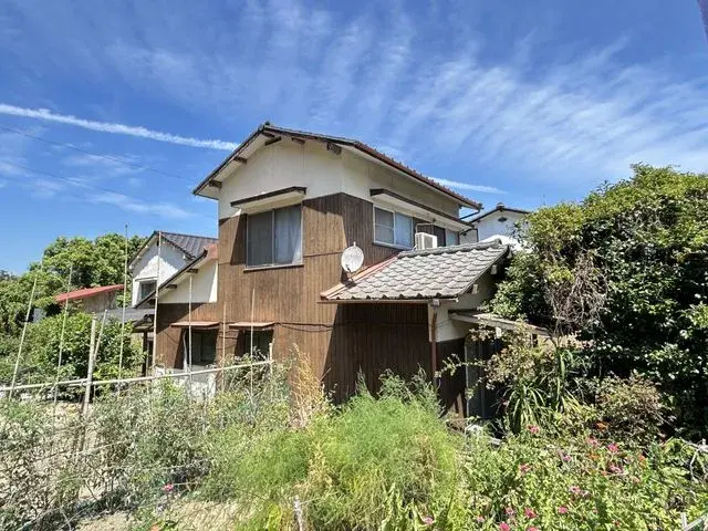 Akiya in Ehime
