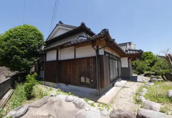 Akiya in Fukuoka