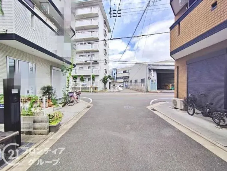 3SLDK Higashiosaka City Osaka Prefecture (3)
