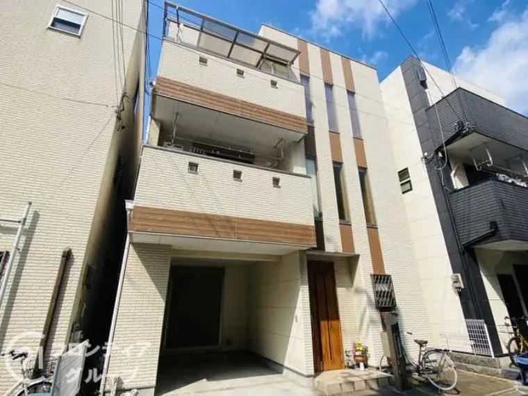 Akiya in Osaka