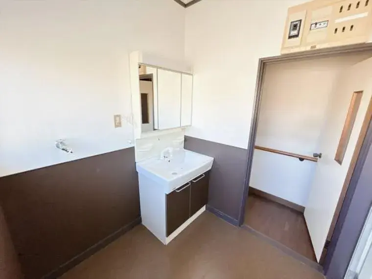 4 dormitorios, sala, comedor y cocina Ciudad de Ashikaga Prefectura de Tochigi (32)