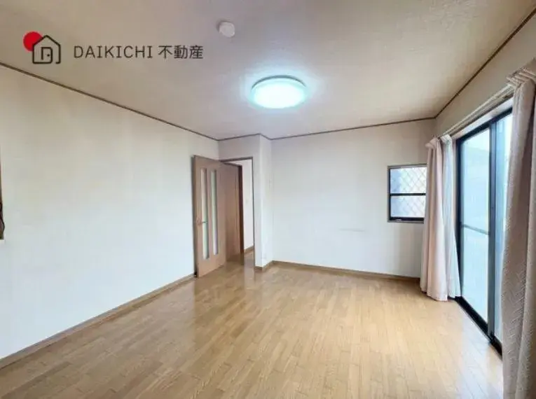 Propiedad de 4 dormitorios, salón, comedor y cocina en la Ciudad de Konosu, Saitama. (14)