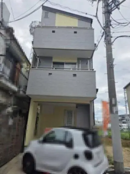 Akiya in Osaka