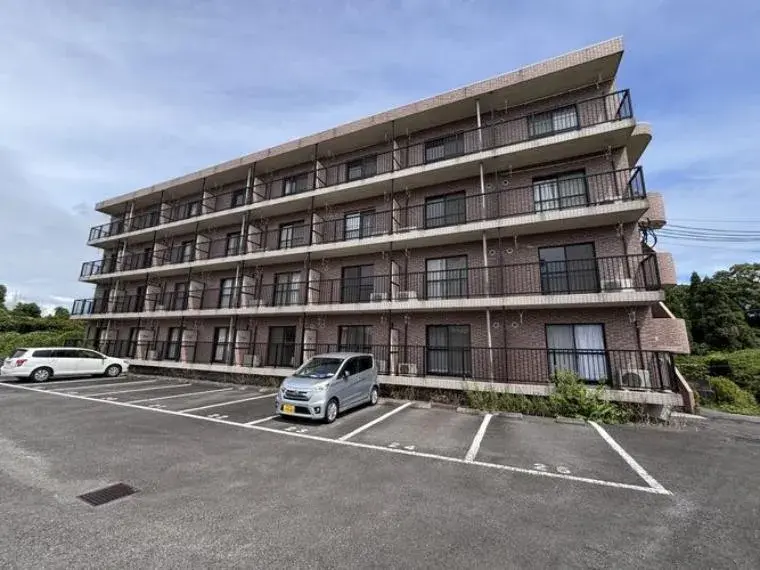 Ensemble immobilier de 32 logements 1K, ville de Kitsuki, préfecture d'Oita (11)
