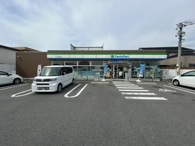 5LDK
海部郡蟹江町
爱知县 (33)