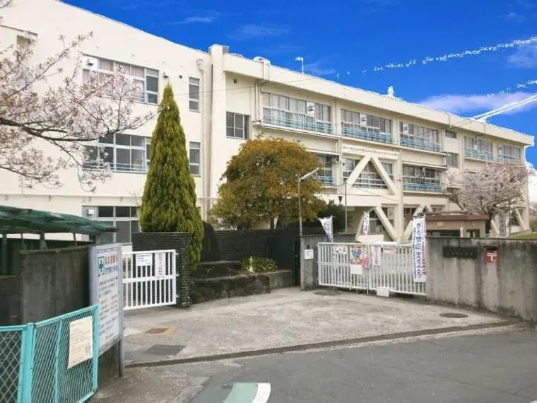 Akiya in Osaka