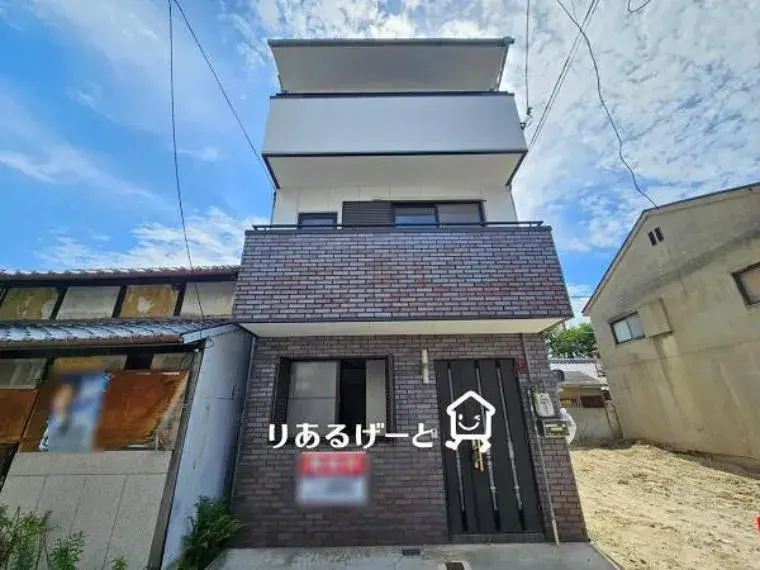 Akiya in Osaka