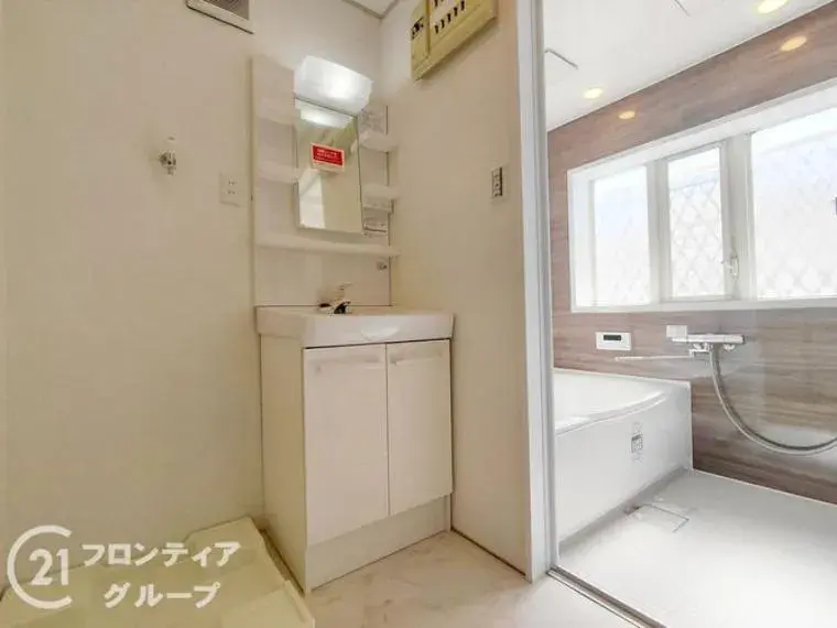 5DK Property Neyagawa City Osaka Prefecture (25)