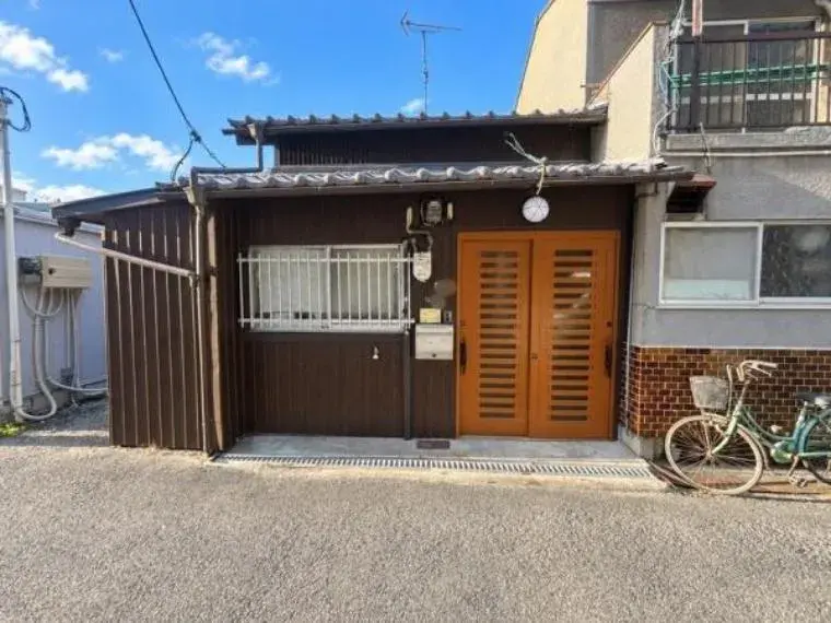 Akiya in Osaka