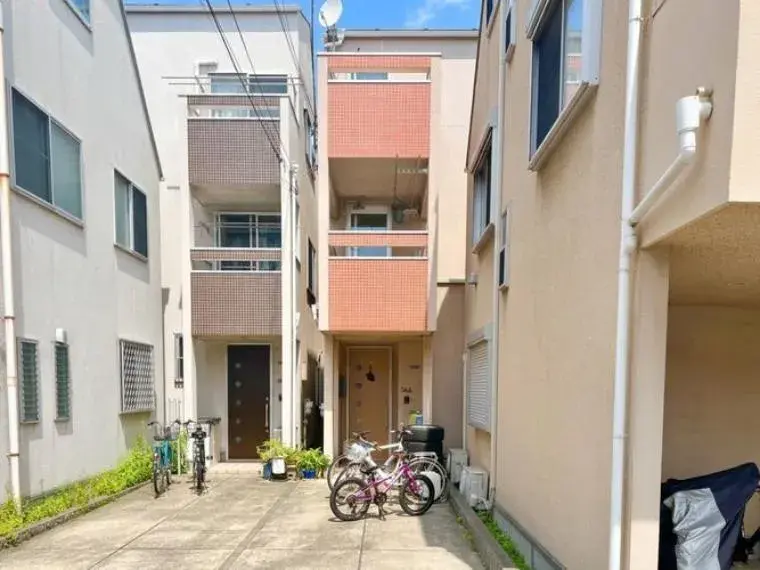 Akiya in Tokyo