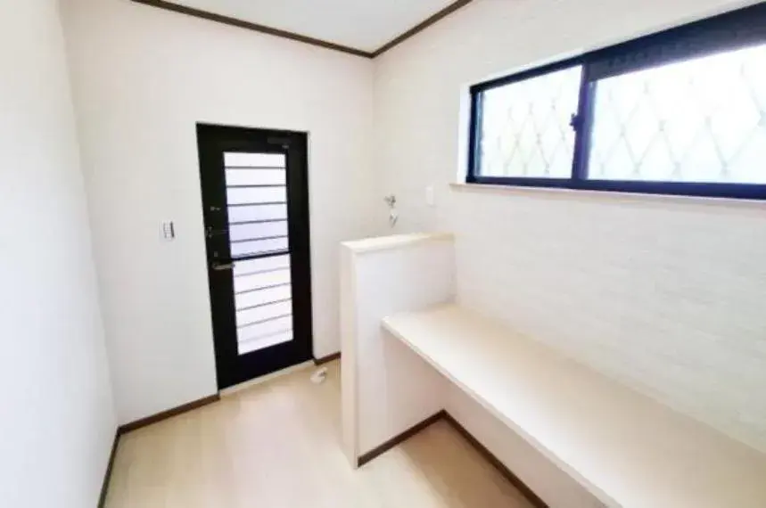 Osaka Tomitabayashi City 4-Bedroom Property (5)